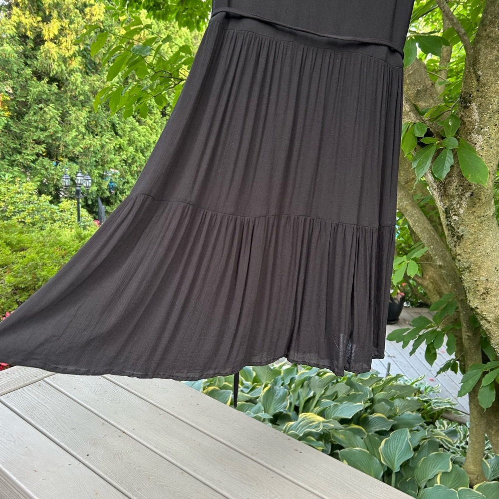 Banana Republic Summer Little Black Dress - Picture 6 of 6
